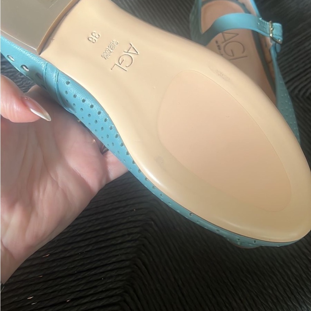 AGL NWT Women's baby blue genuine leather Mary Jane Flats - Picture 6 of 6
